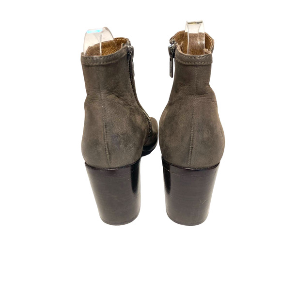 Frye Women's Zippered Ankle Boots‎ Size Brown Leather Size 7M - Picture 7 of 13